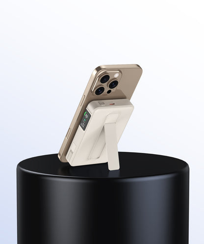 Magnetic TFT Screen 10000Mah fast charging power bank