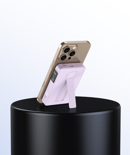 Magnetic TFT Screen 10000Mah fast charging power bank