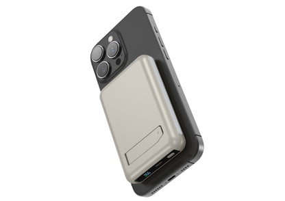 Magnetic Qi2 Wireless Charging Power Bank