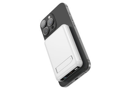 Magnetic Qi2 Wireless Charging Power Bank